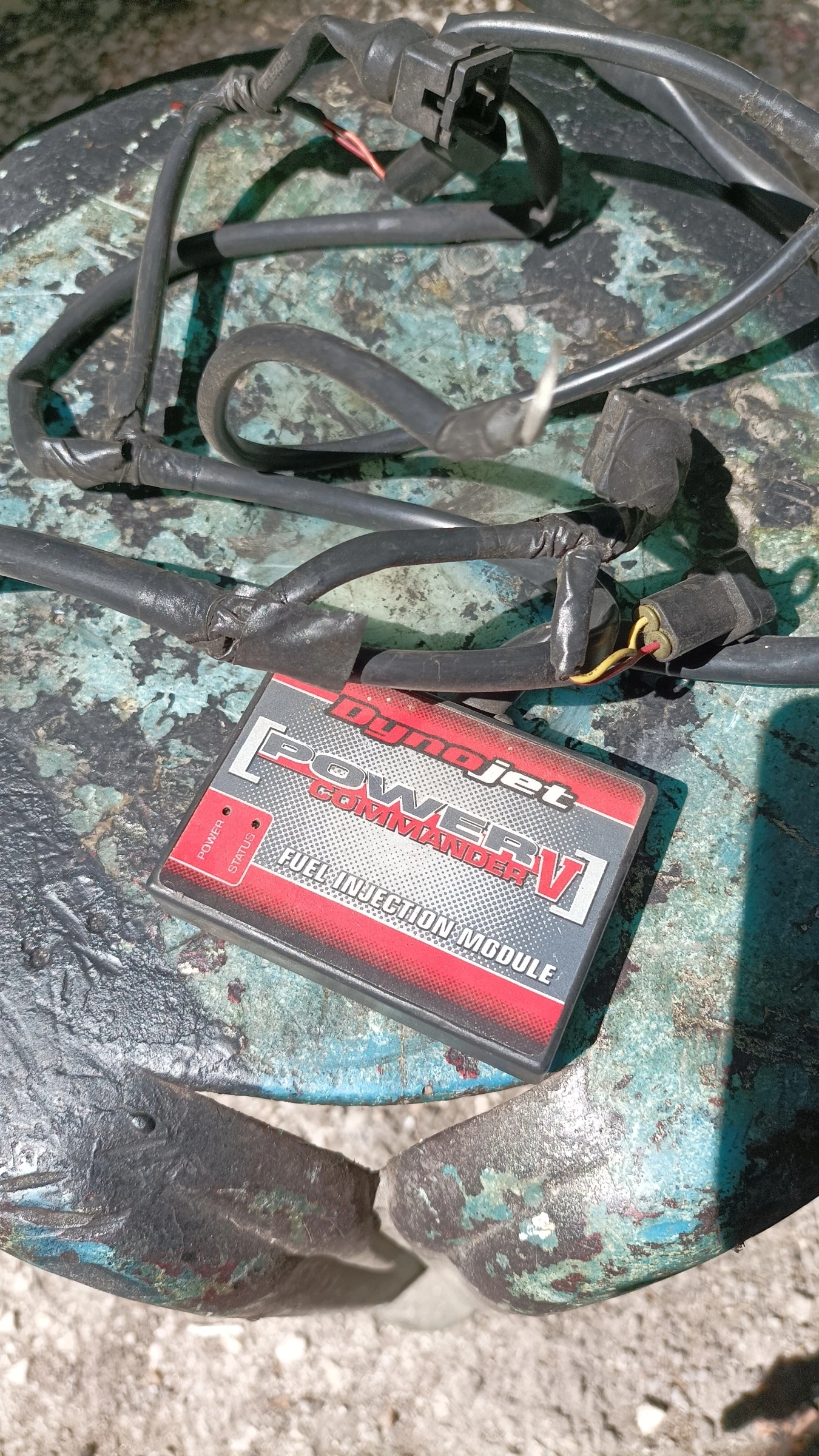 Компютър- ECU Power commander, снимка 2 - Части - 54648678
