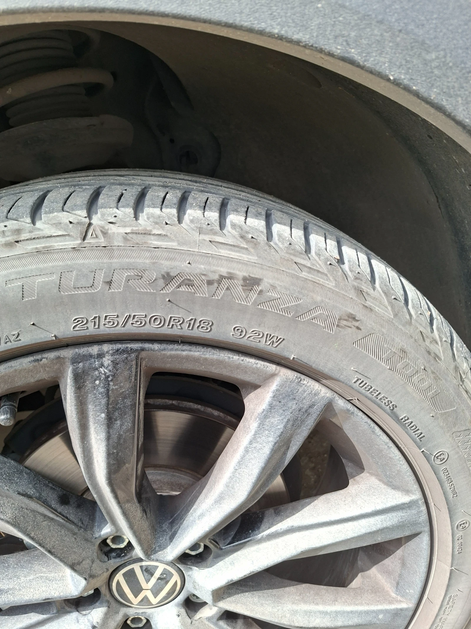 Гуми Летни 215/50R18, снимка 3 - Гуми и джанти - 54981426