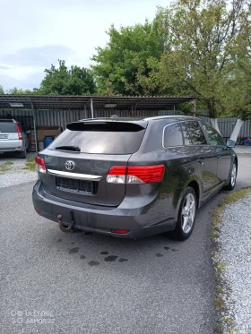Обява за продажба на Toyota Avensis 2.2 D4D АВТОМАТ ~13 500 лв. - изображение 4