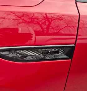 Jaguar E-pace R-DYNAMIC S, снимка 9