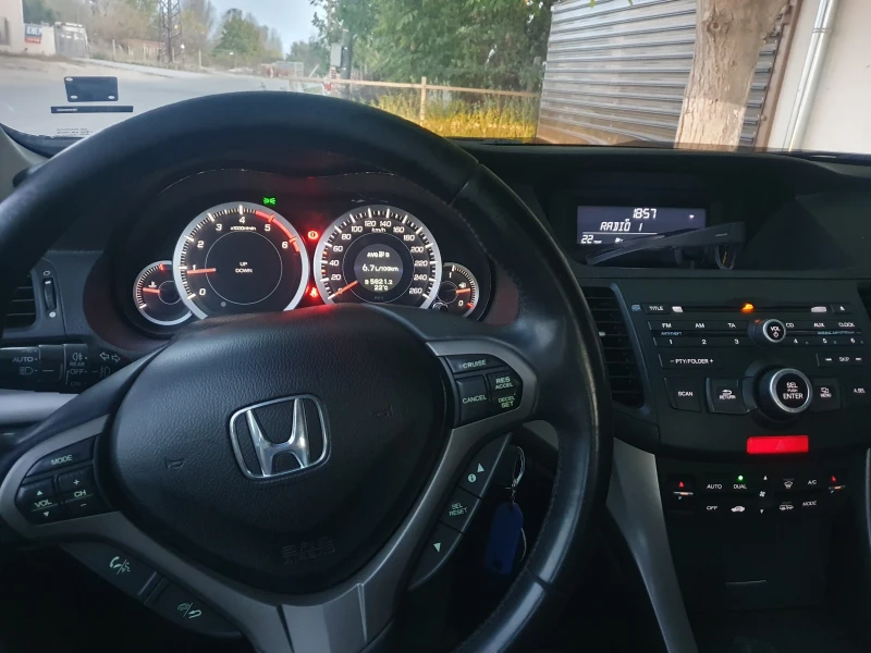 Honda Accord, снимка 9 - Автомобили и джипове - 47710185