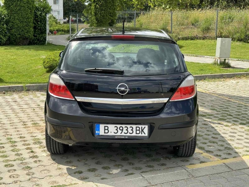 Opel Astra 1.9CDTI, снимка 4 - Автомобили и джипове - 46361289