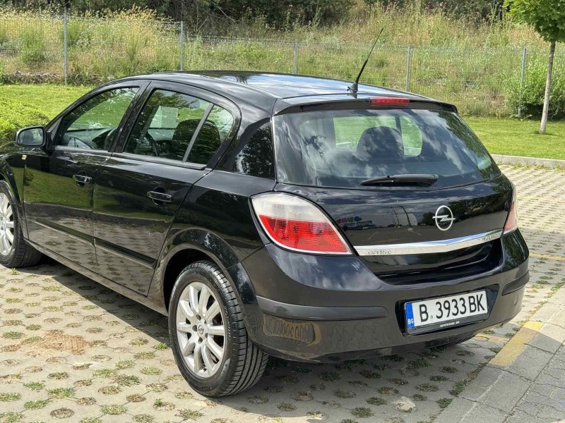 Opel Astra 1.9CDTI, снимка 3 - Автомобили и джипове - 46361289