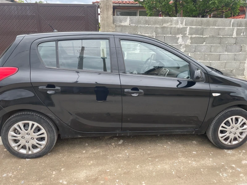 Hyundai I20, снимка 2 - Автомобили и джипове - 48598969