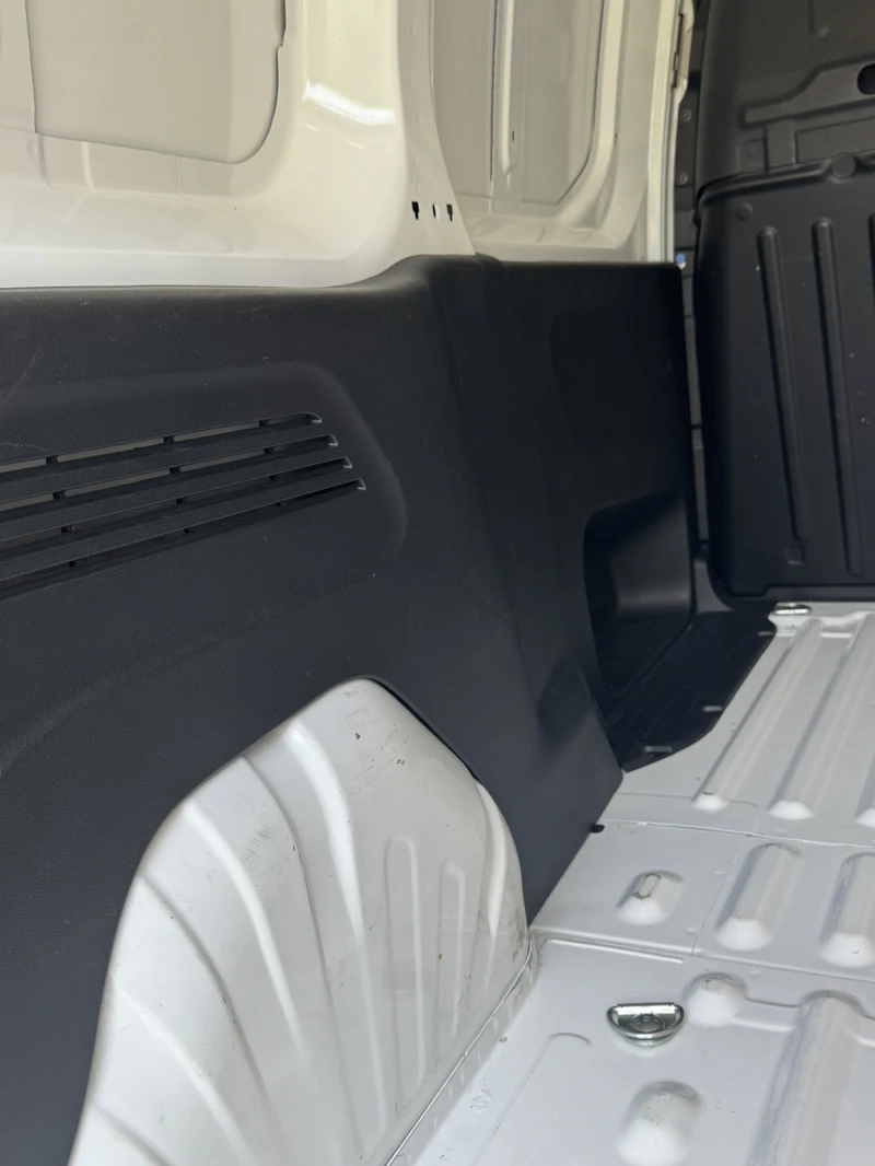 Opel Combo, снимка 10 - Автомобили и джипове - 51771274