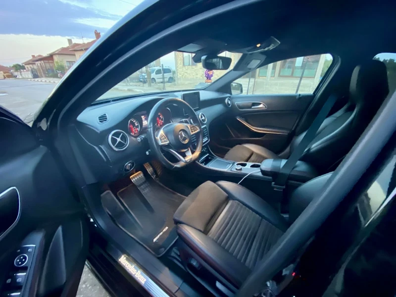 Mercedes-Benz A 200 d 7G Tronic AMG line, снимка 7 - Автомобили и джипове - 52632966