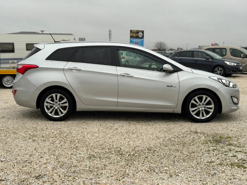 Hyundai I30 1.6GDI Platinum Full!, снимка 7 - Автомобили и джипове - 52896255
