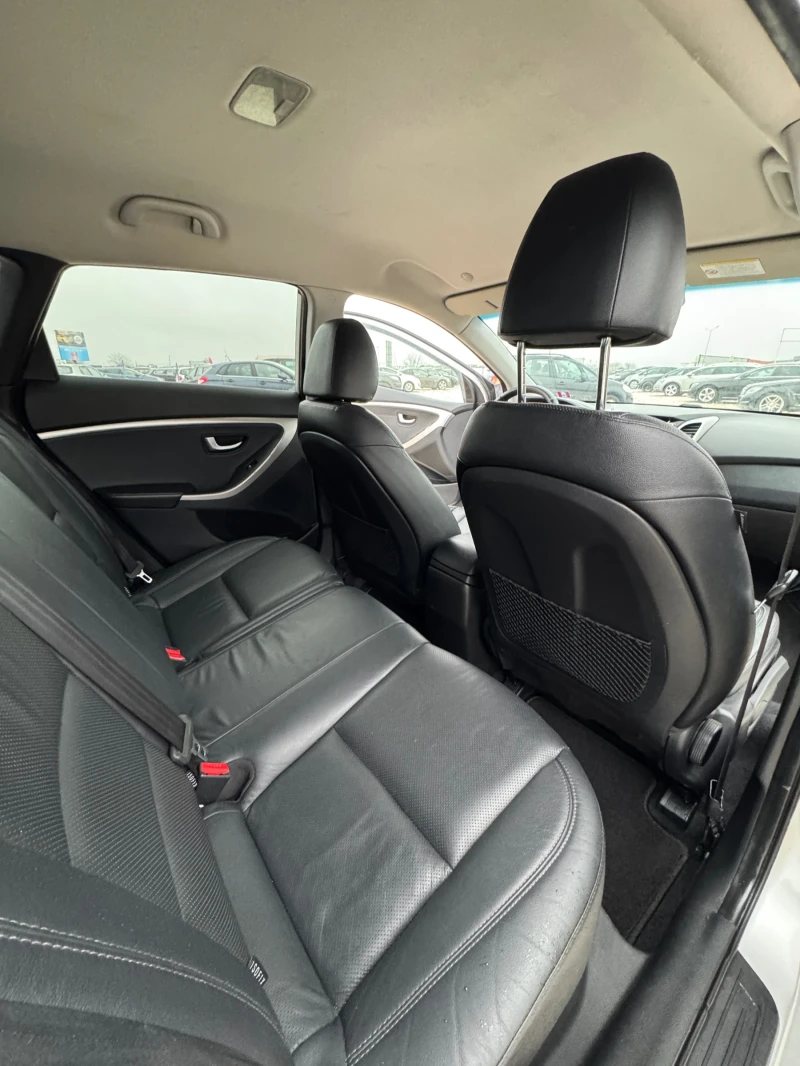 Hyundai I30 1.6GDI Platinum Full!, снимка 10 - Автомобили и джипове - 52896255