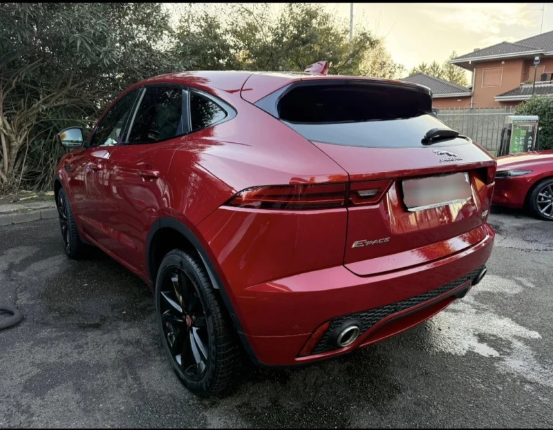 Jaguar E-pace, снимка 3 - Автомобили и джипове - 53471216