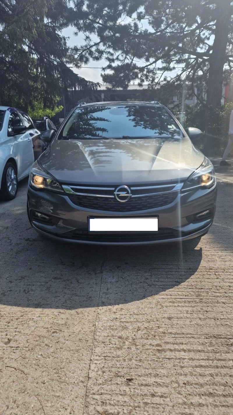 Opel Astra 1.6 CDTI, снимка 6 - Автомобили и джипове - 53515177
