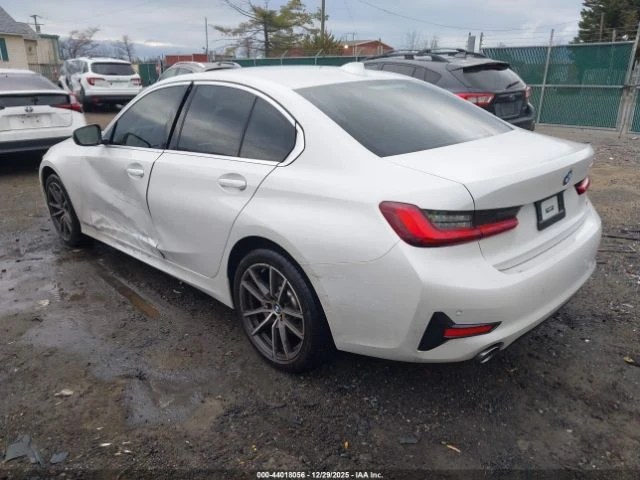 BMW 330 I АВТО КРЕДИТ КЛИП НА ДВИГАТЕЛ ПЪЛНА СЕРВИЗНА - изображение 3