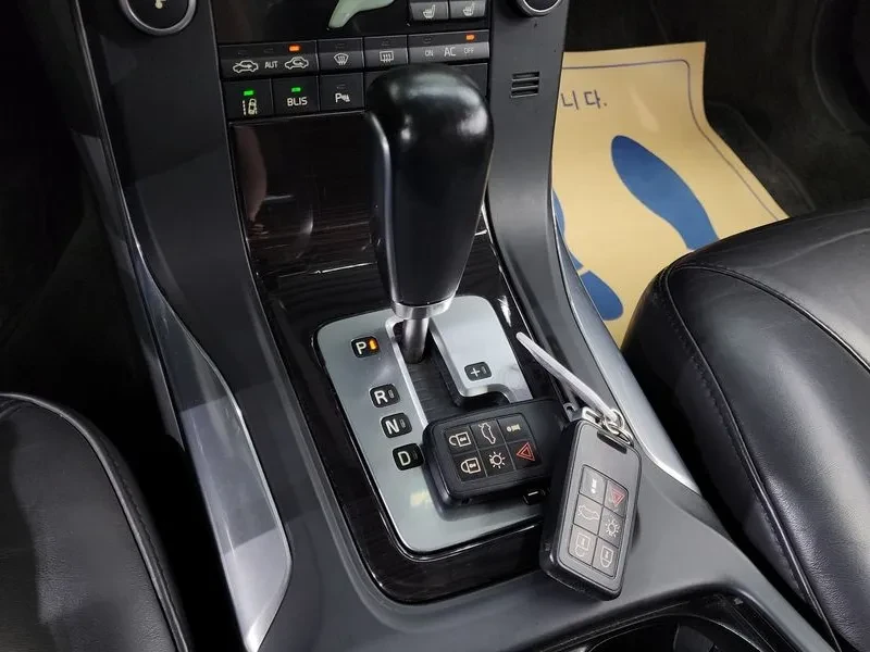 Volvo S80 D5, снимка 9 - Автомобили и джипове - 55736122