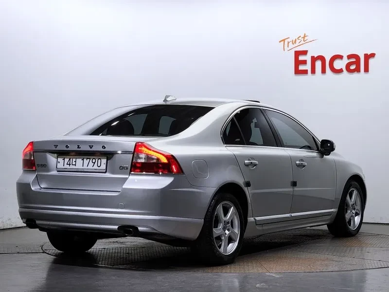 Volvo S80 D5, снимка 2 - Автомобили и джипове - 55736122