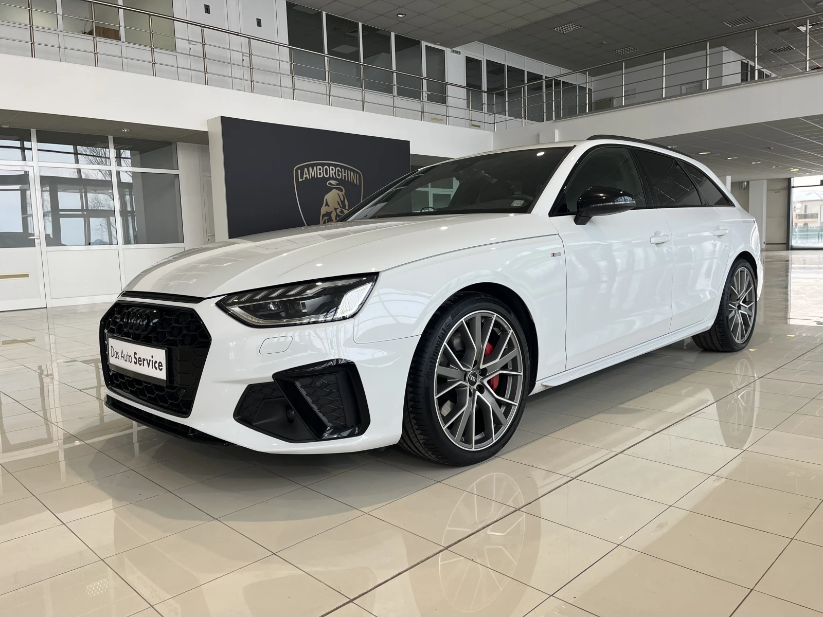 Audi A4 Avant Quattro | S line | Matrix | ГАРАНЦИЯ, снимка 1