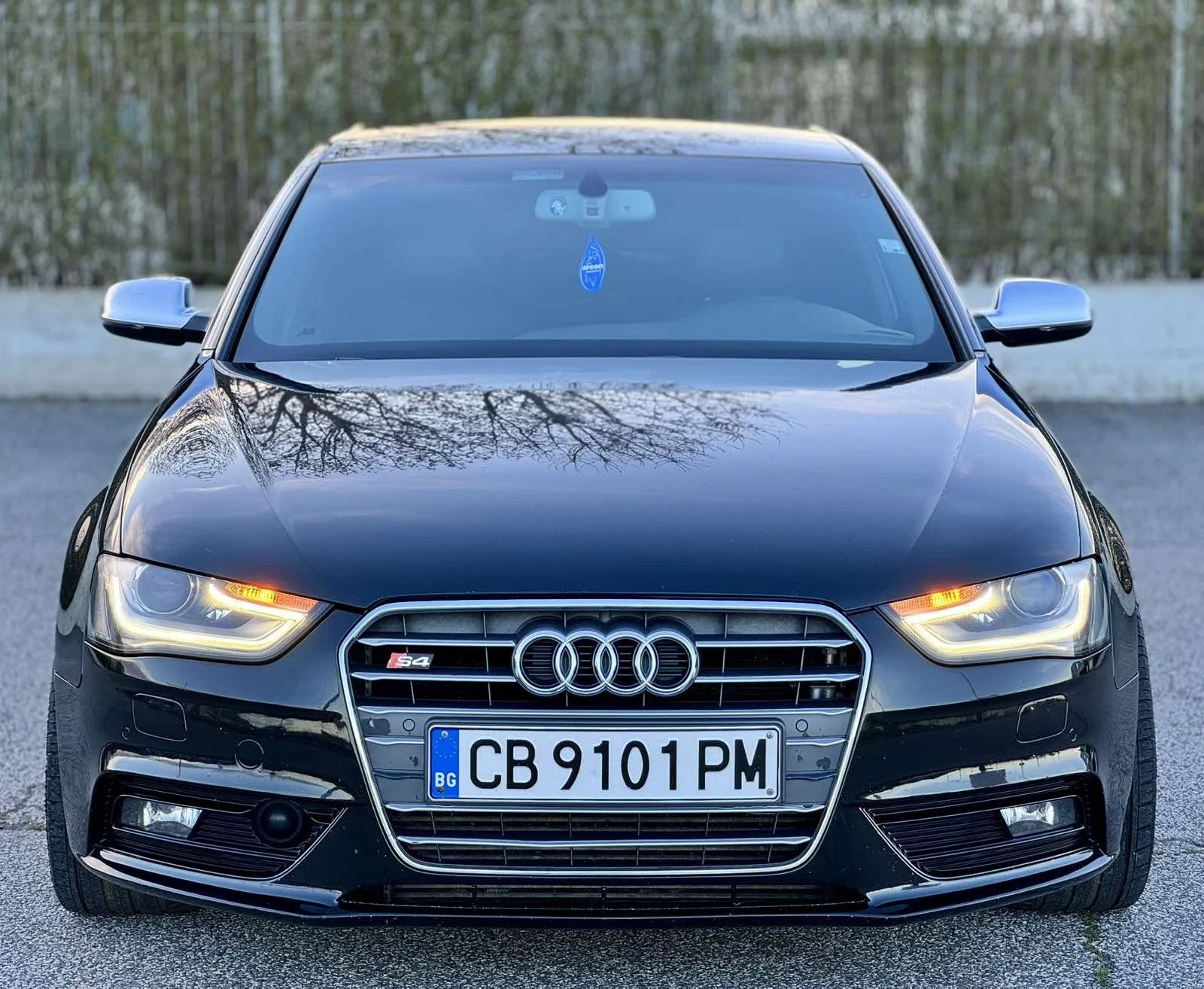 Audi A4 S-line/S4 optic/245hp  - [1] 