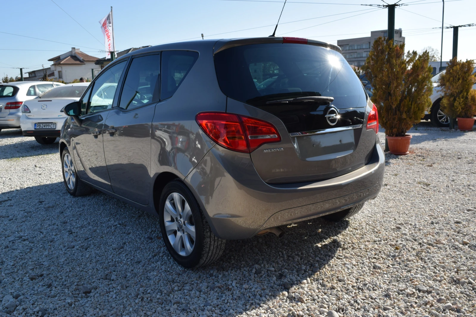 Opel Meriva 1, 4 t Газ Euro 5B - изображение 5