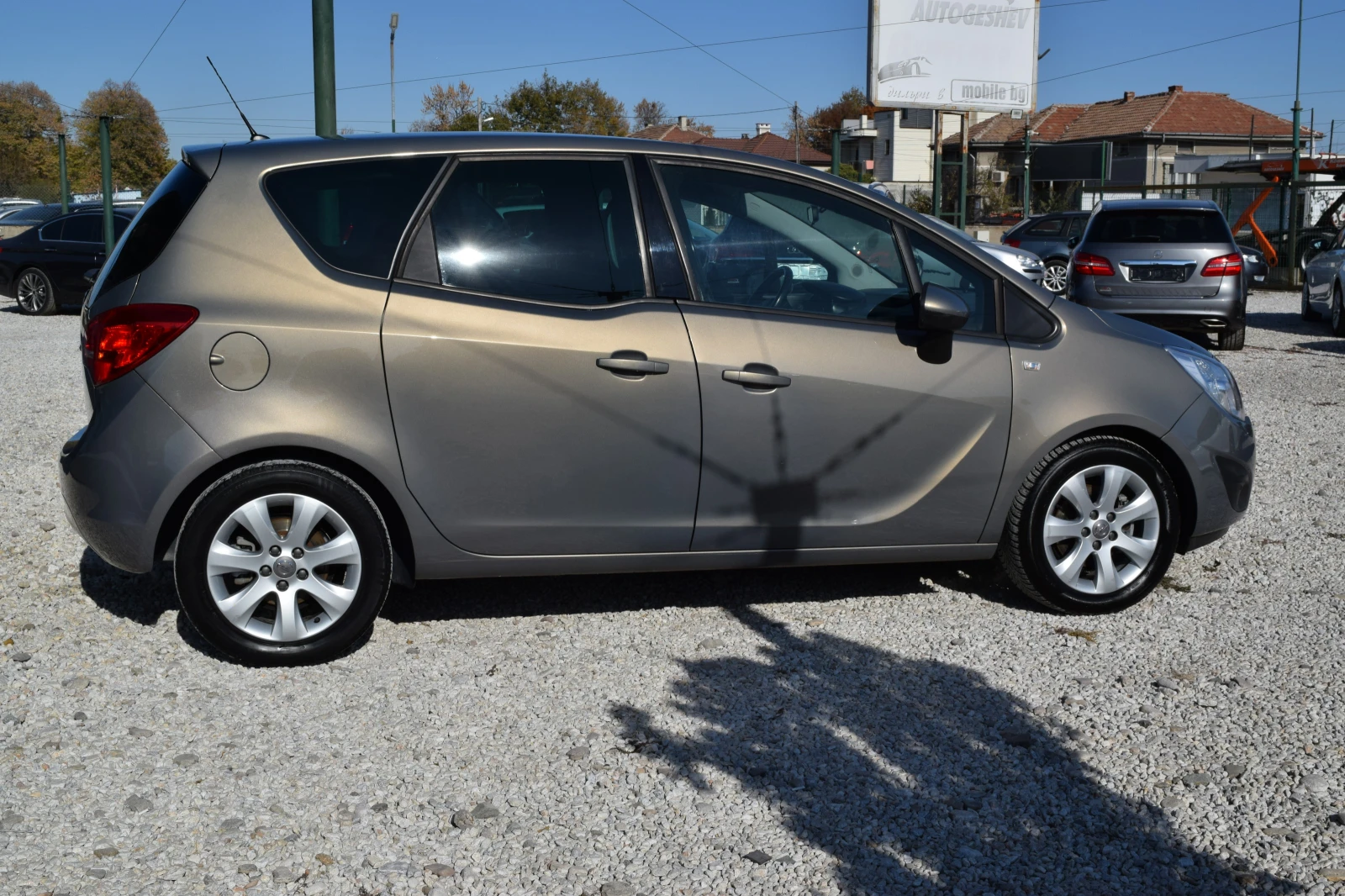 Opel Meriva 1, 4 t Газ Euro 5B - изображение 8