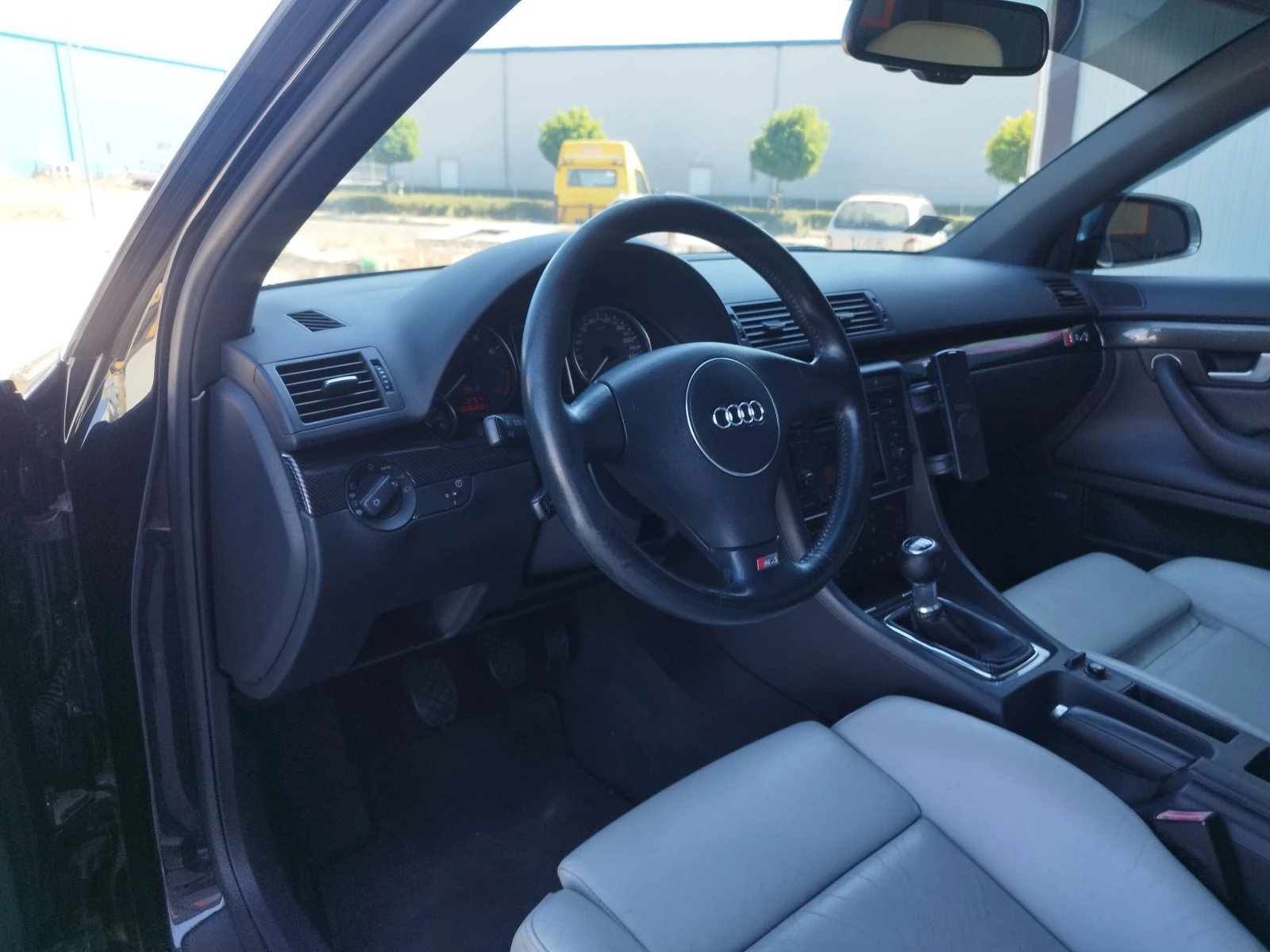 Audi S4  V8 ръчни скорости  - изображение 3