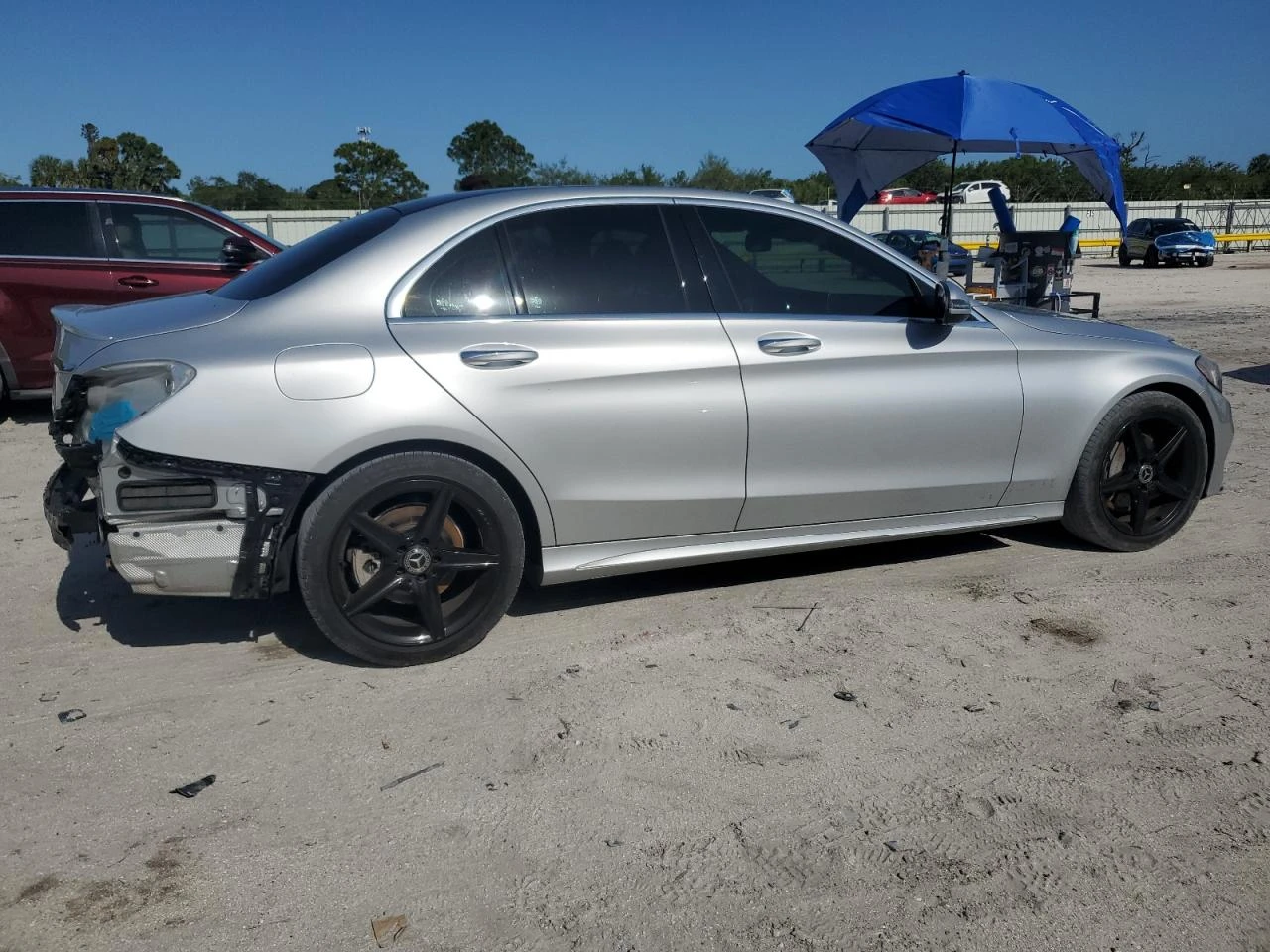 Mercedes-Benz C 300  - изображение 3