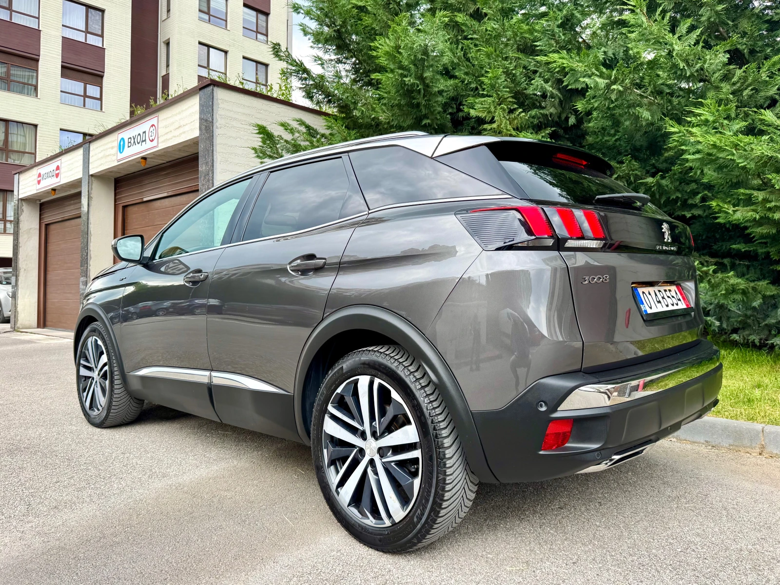 Peugeot 3008 2.0HDI GT-LINE EAT8 MASAJ PODGREV PANORAMA KAMERA  - изображение 7