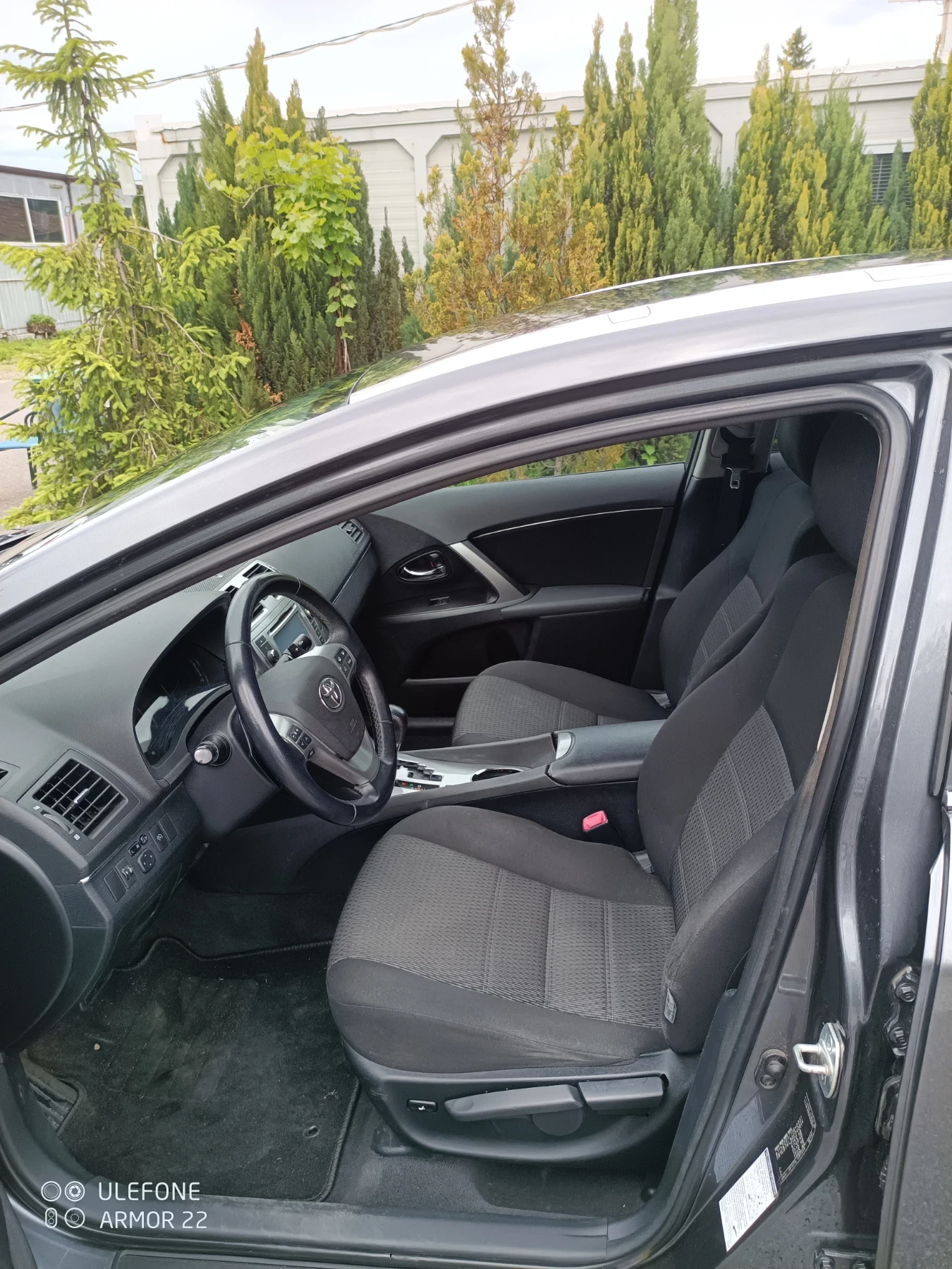 Toyota Avensis 2.2 D4D АВТОМАТ - изображение 9