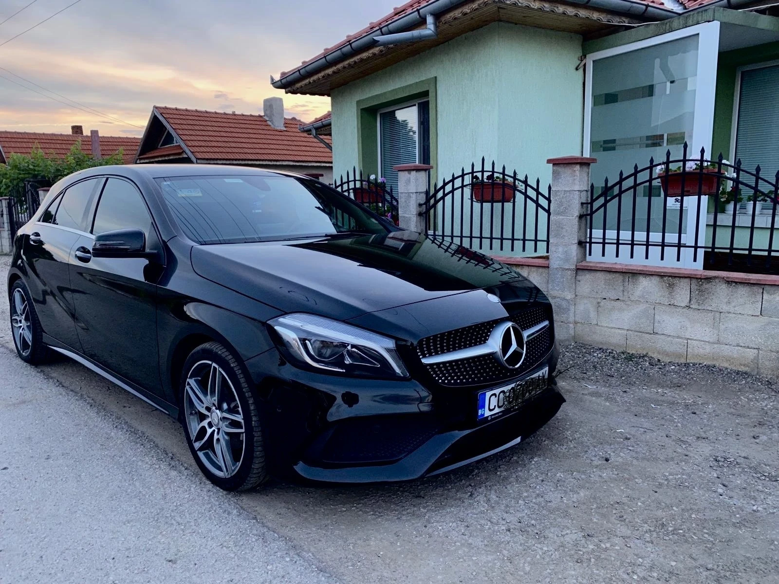 Mercedes-Benz A 200 d 7G Tronic AMG line | Mobile.bg   11