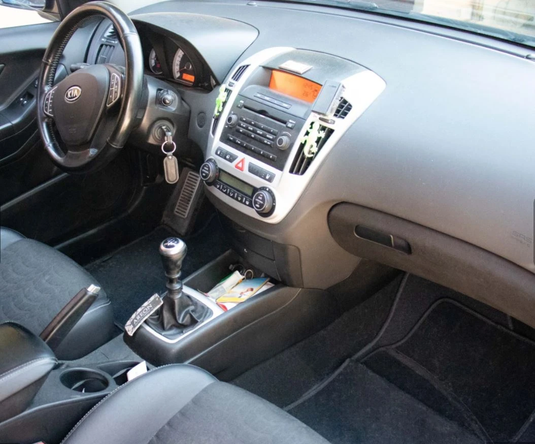 Kia Pro ceed спортен - изображение 4