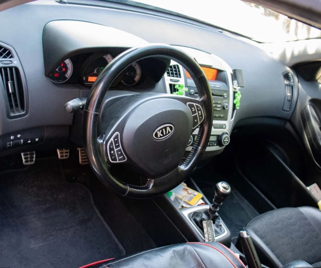Kia Pro ceed спортен - изображение 3