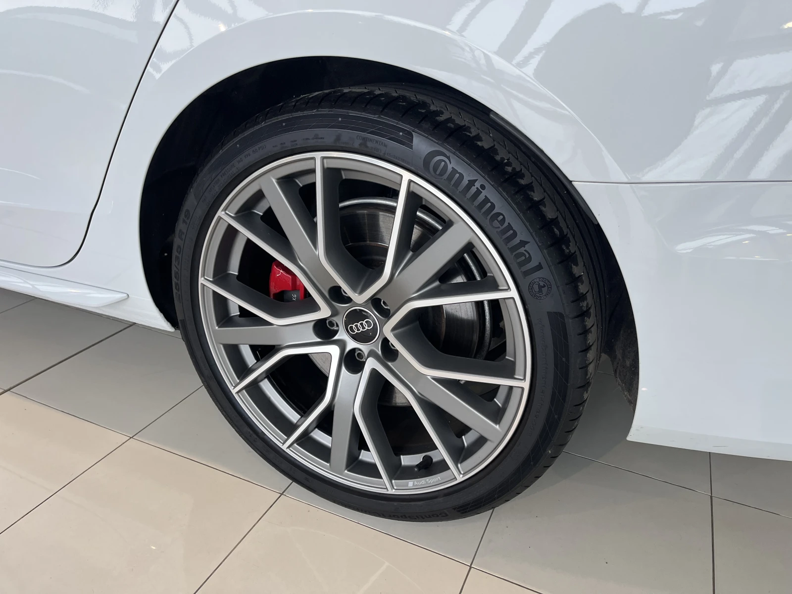 Audi A4 Avant Quattro | S line | Matrix | ГАРАНЦИЯ - изображение 6