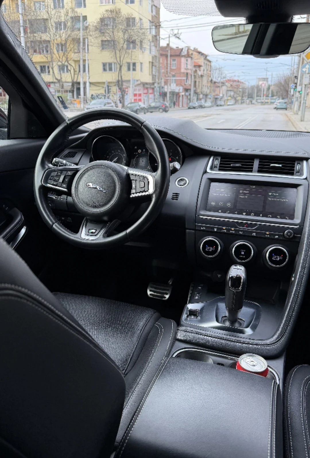 Jaguar E-pace R-DYNAMIC S AWD AUTO LEADER , снимка 9 - Автомобили и джипове - 53471216