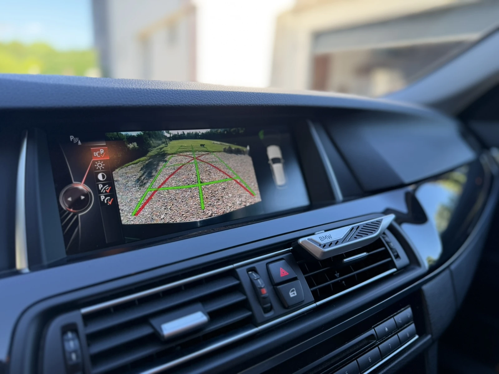 BMW 520 520 xdrive, снимка 9 - Автомобили и джипове - 53949533