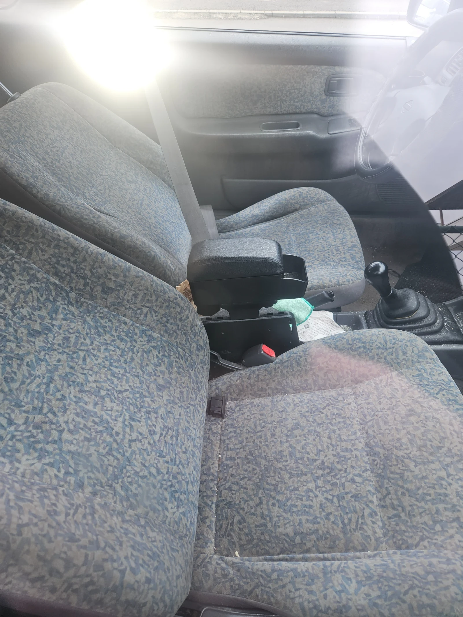 Nissan Almera, снимка 6 - Автомобили и джипове - 53726521