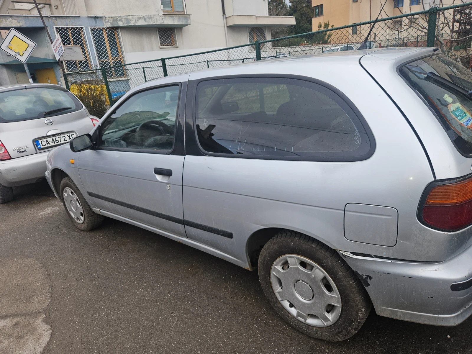 Nissan Almera, снимка 4 - Автомобили и джипове - 53726521