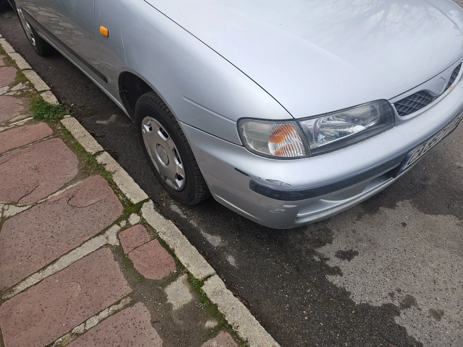 Nissan Almera, снимка 2 - Автомобили и джипове - 53726521