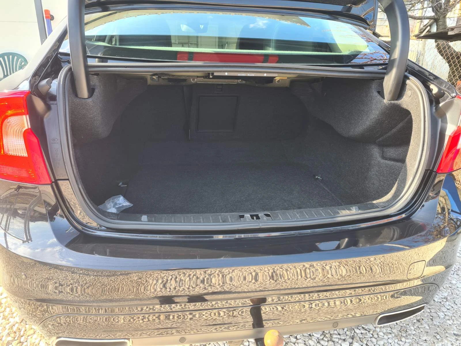 Volvo S60 D4, снимка 2 - Автомобили и джипове - 54004967