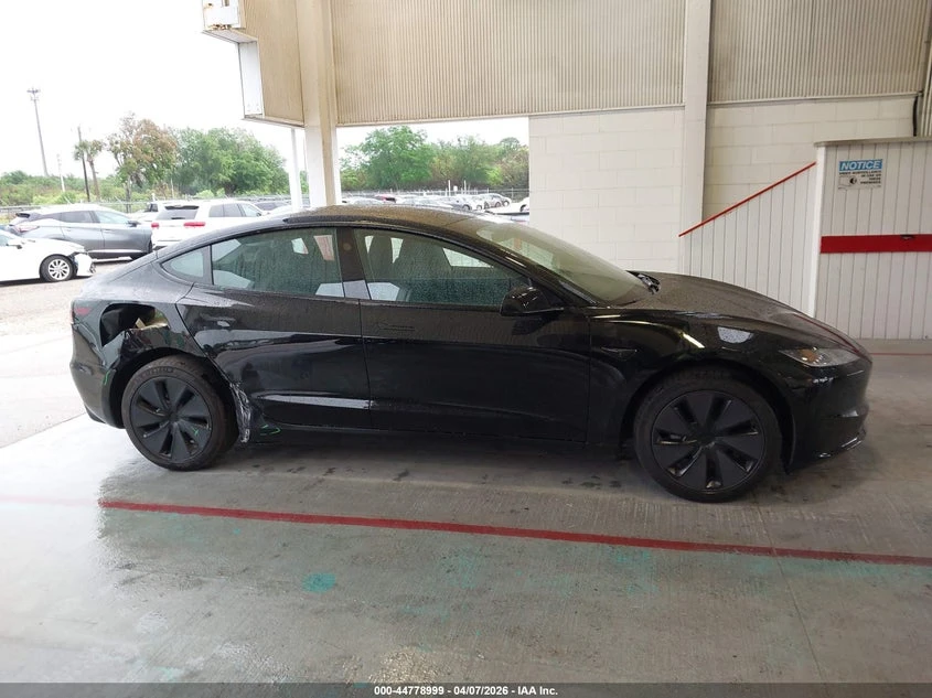 Tesla Model 3 Long Range Rear-Wheel Drive/Standard Rear-Wheel Dr, снимка 12 - Автомобили и джипове - 54518263