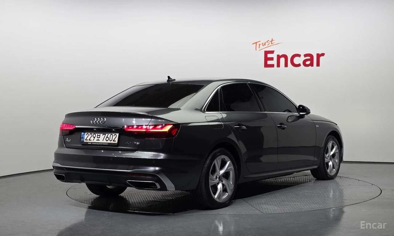 Audi A4 40TFSI* MATRIX* PREMIUM* ОБДУХВАНЕ* ХЕДЪП, снимка 2 - Автомобили и джипове - 54573381