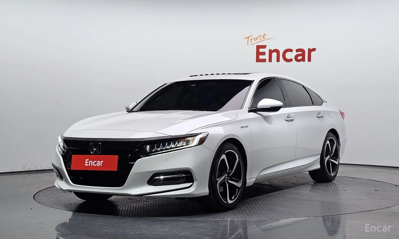 Honda Accord 2.0* HYBRID* ПОДГРЕВ* КАМЕРА* КЕЙЛЕС* 