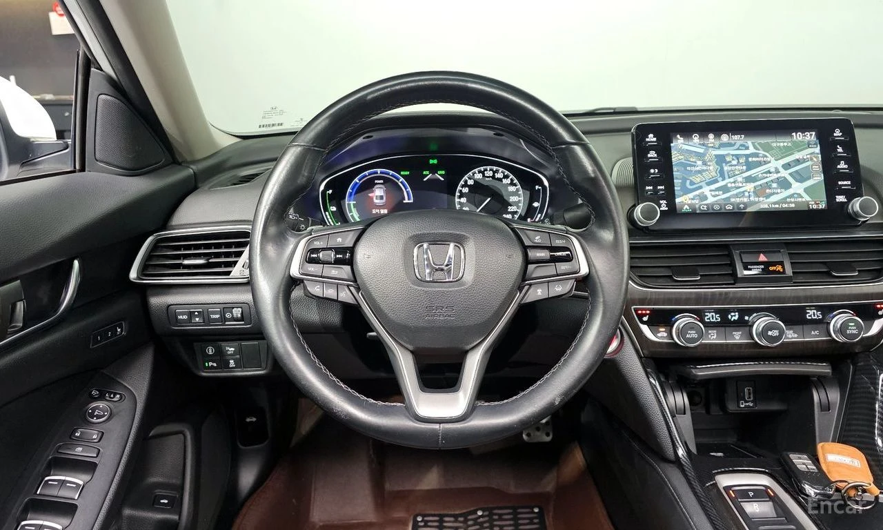 Honda Accord 2.0* HYBRID* ПОДГРЕВ* КАМЕРА* КЕЙЛЕС* , снимка 9 - Автомобили и джипове - 54577629