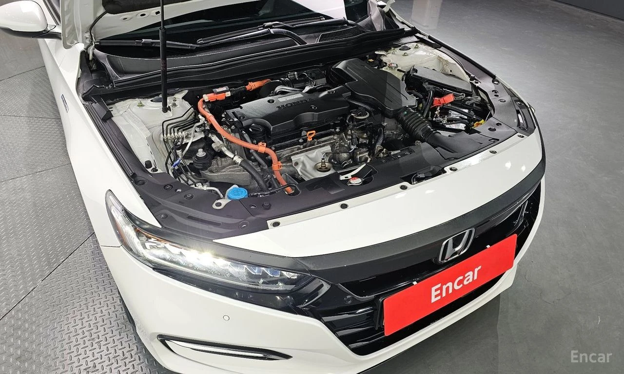 Honda Accord 2.0* HYBRID* ПОДГРЕВ* КАМЕРА* КЕЙЛЕС* , снимка 17 - Автомобили и джипове - 54577629