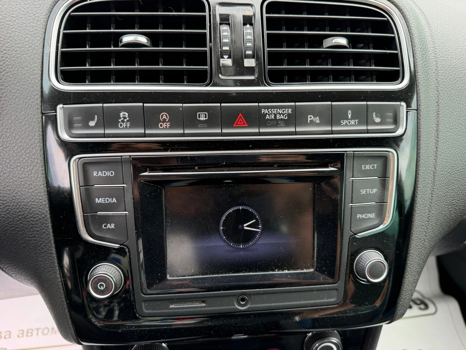 VW Polo 1.4TSI/GT/160hp/NAVI/FULL/, снимка 9 - Автомобили и джипове - 54608069