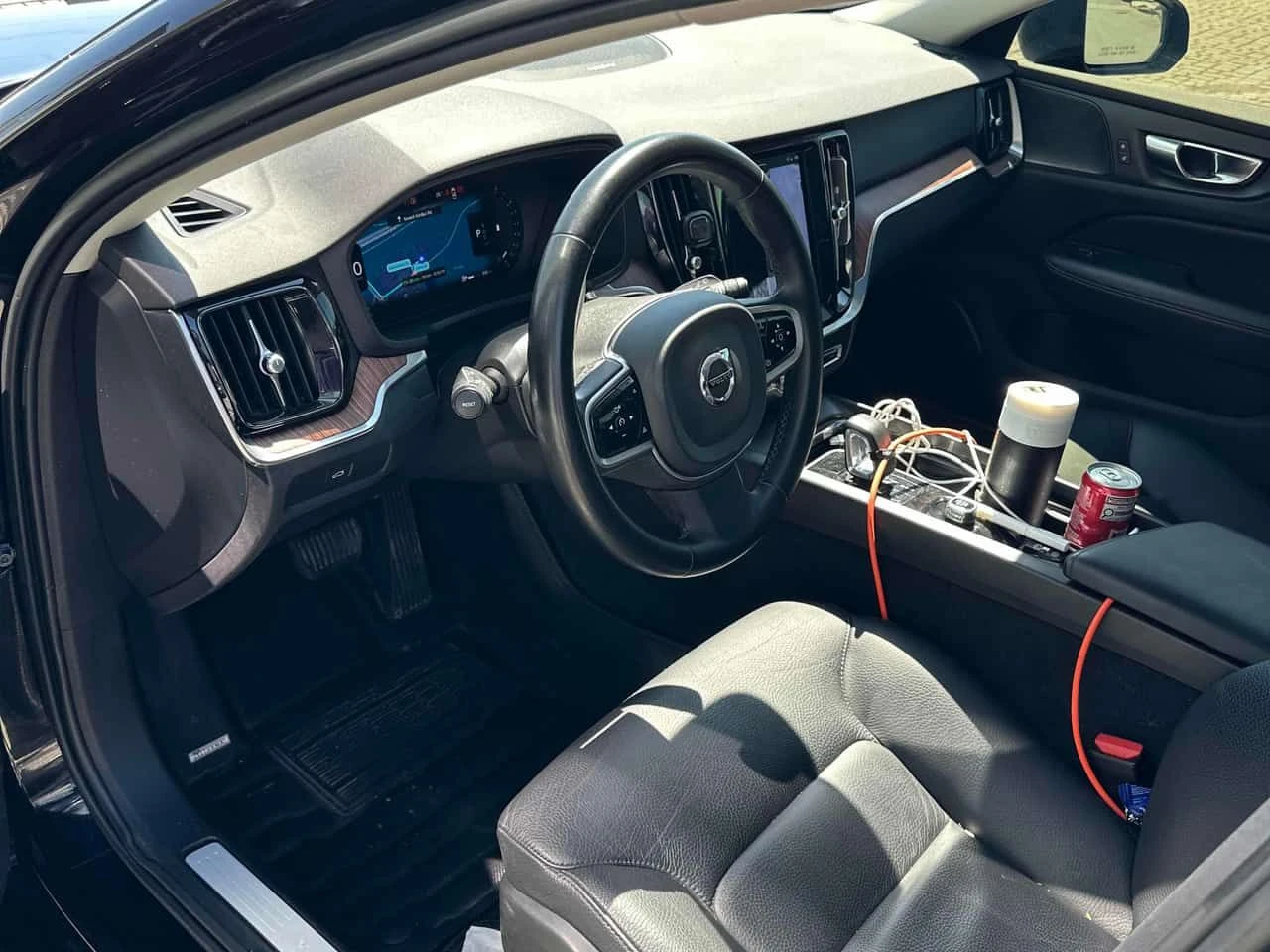 Volvo V60 Plus Dark Theme  CARFAX | Mobile.bg � ����������� 5