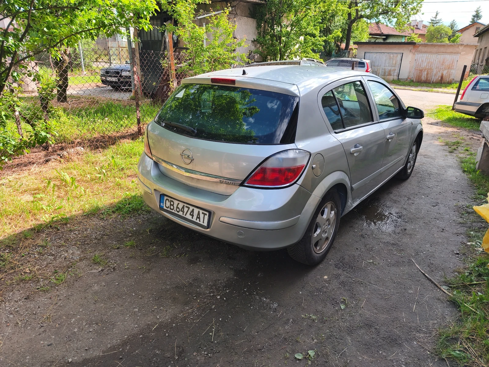 Opel Astra H, снимка 2 - Автомобили и джипове - 54692991