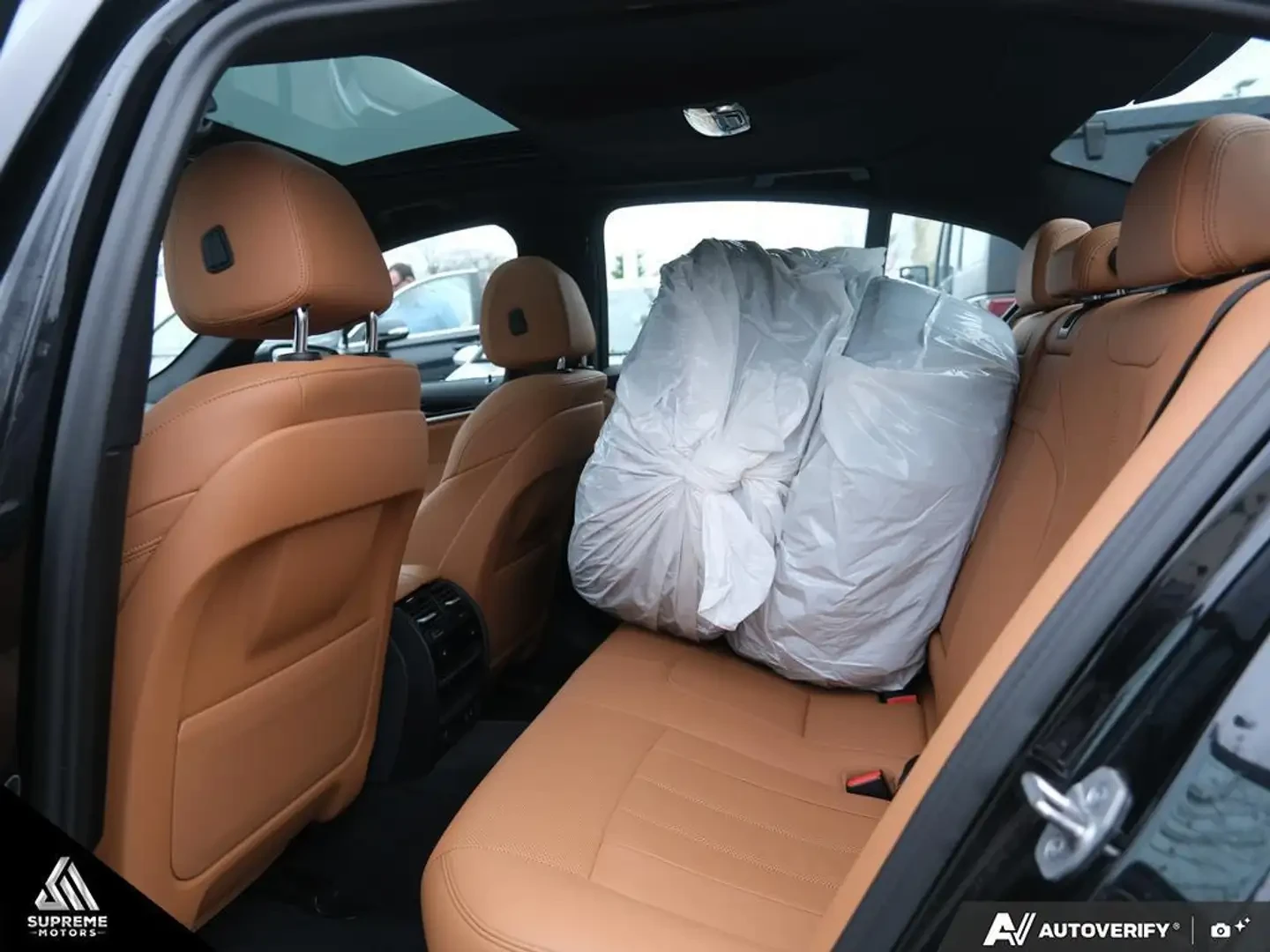 BMW 540 * 540I XDRIVE M SPORT AWD / NO ACCIDENT /SUNROOF *, снимка 10 - Автомобили и джипове - 54935464