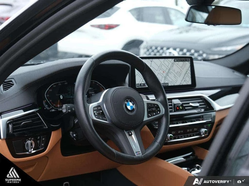 BMW 540 * 540I XDRIVE M SPORT AWD / NO ACCIDENT /SUNROOF *, снимка 9 - Автомобили и джипове - 54935464