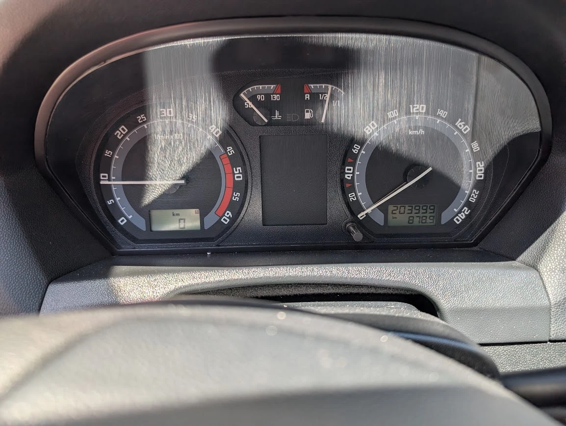 Skoda Fabia, снимка 5 - Автомобили и джипове - 55189461