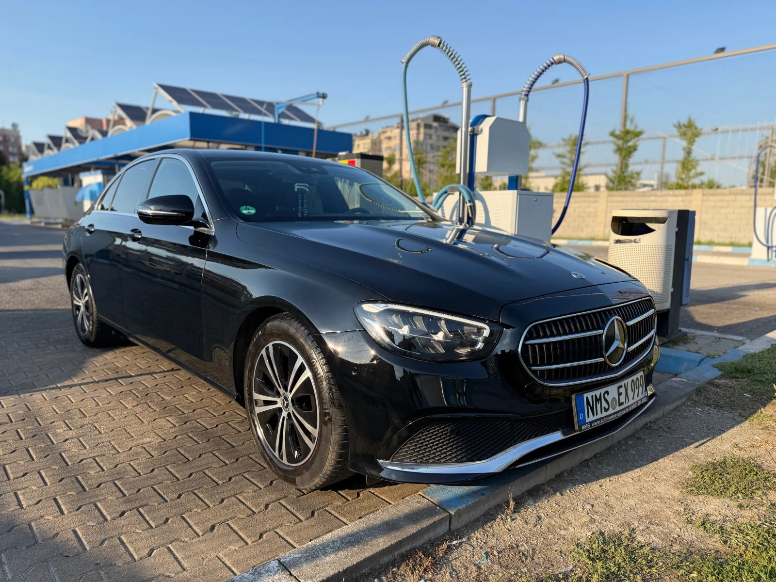 Mercedes-Benz E 220 220 D 194 PS