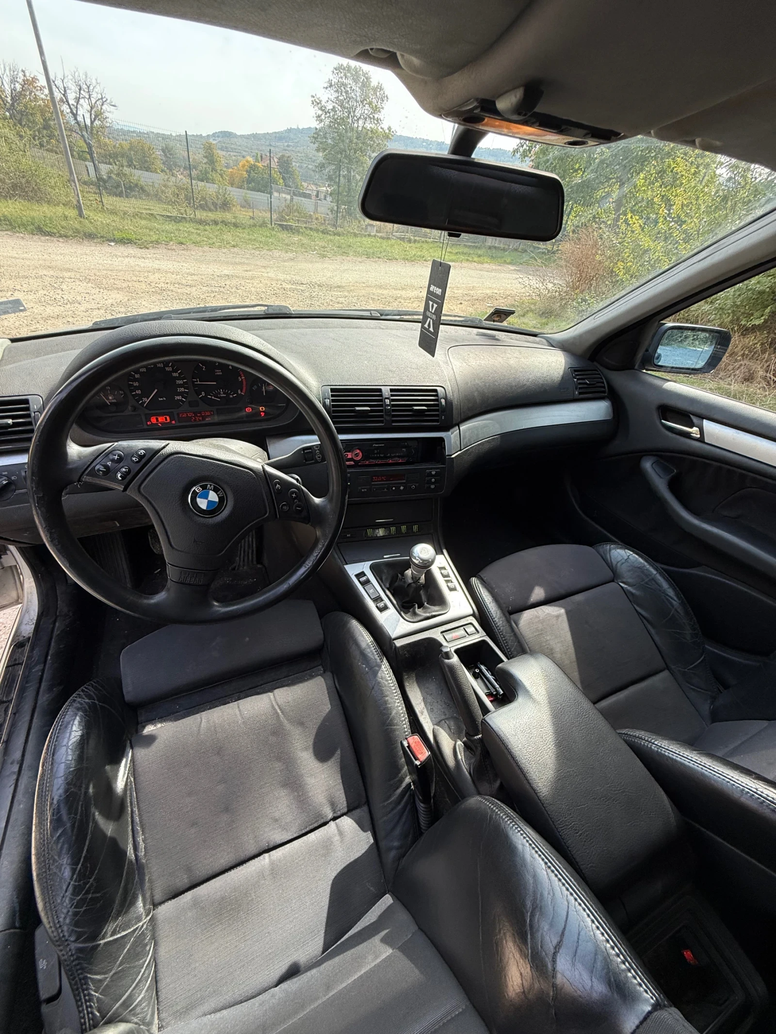 BMW 320, снимка 7 - Автомобили и джипове - 56429551