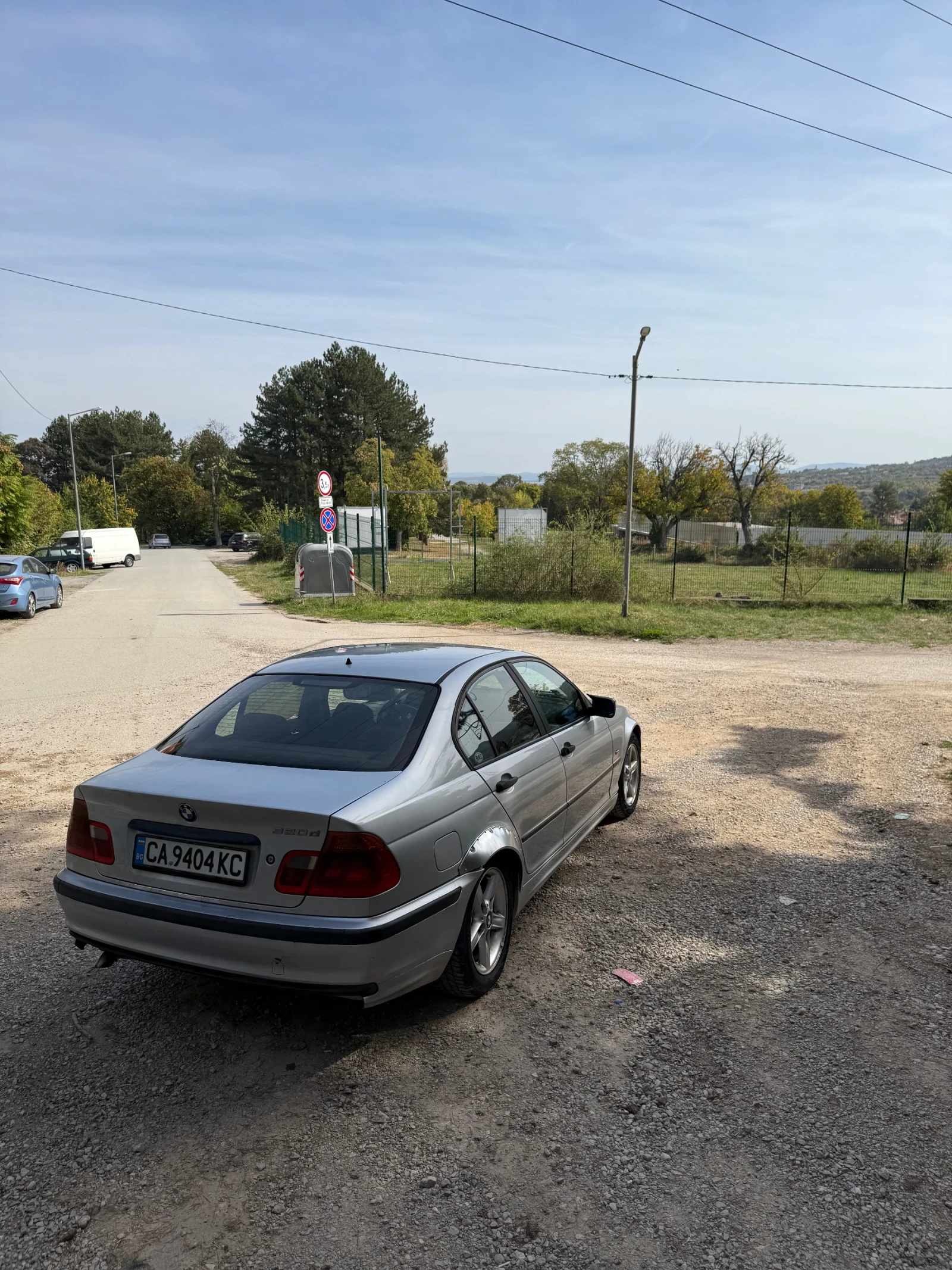 BMW 320, снимка 9 - Автомобили и джипове - 56429551