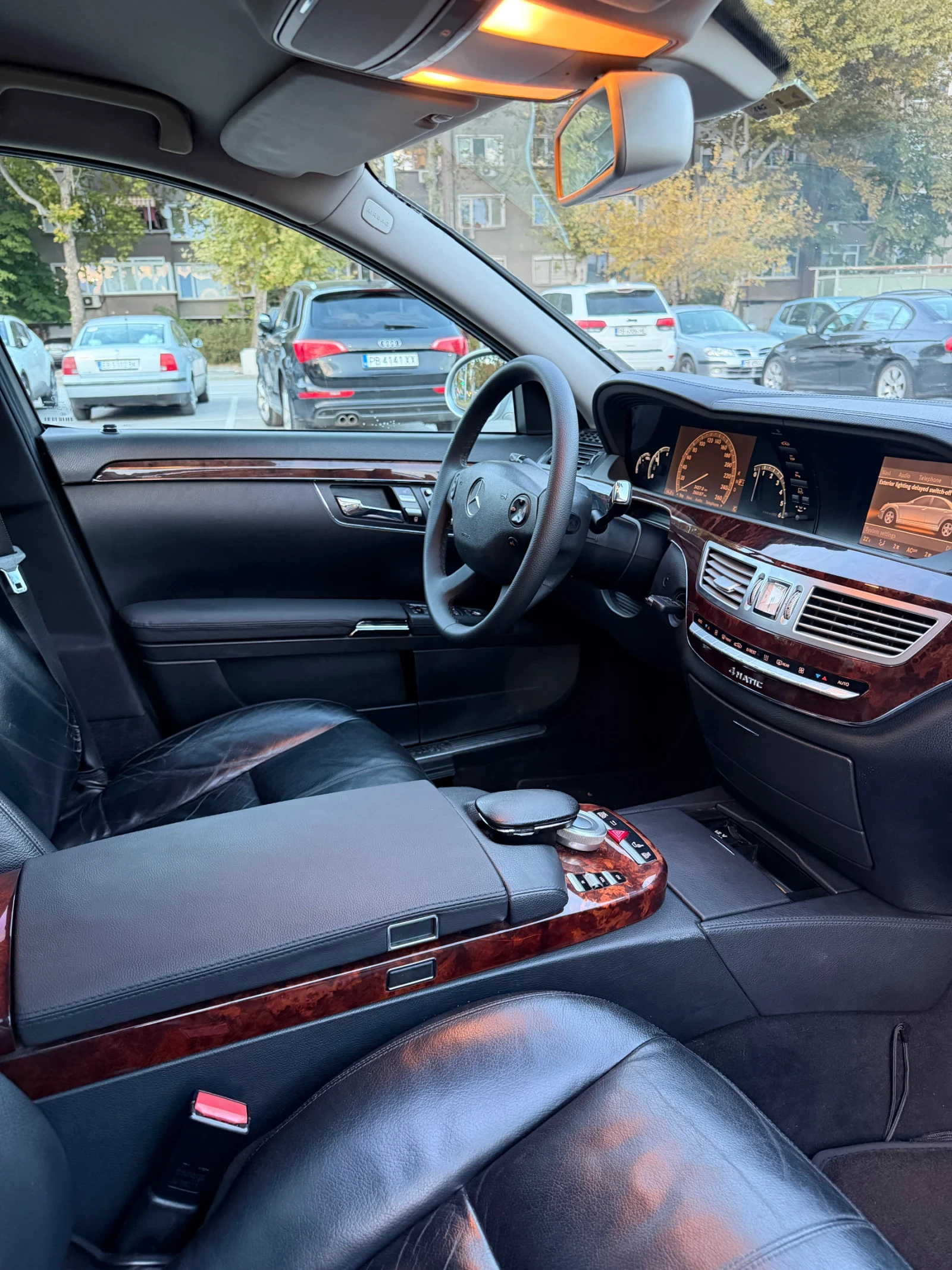 Mercedes-Benz S 320 4Matic, снимка 14 - Автомобили и джипове - 56617604